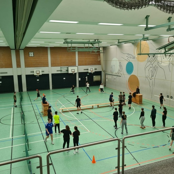 Vlkerballturnier in Klasse 8