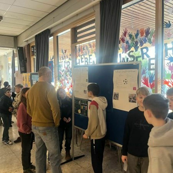 Ein bunter Marktplatz der Ideen