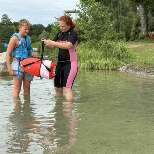 Kooperation Ruth-Cohn-Schule und DLRG Denzlingen / Vrstetten